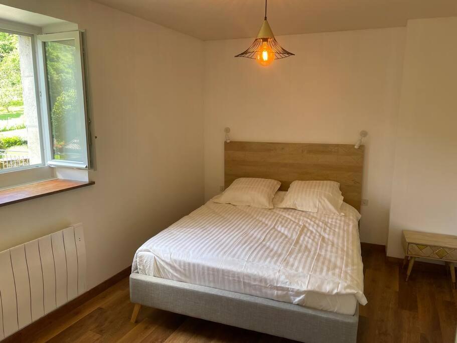 Maison De Charme Dans Un Cadre D'exception, 8 Pers * Saint-Romain (Cote-d'or)